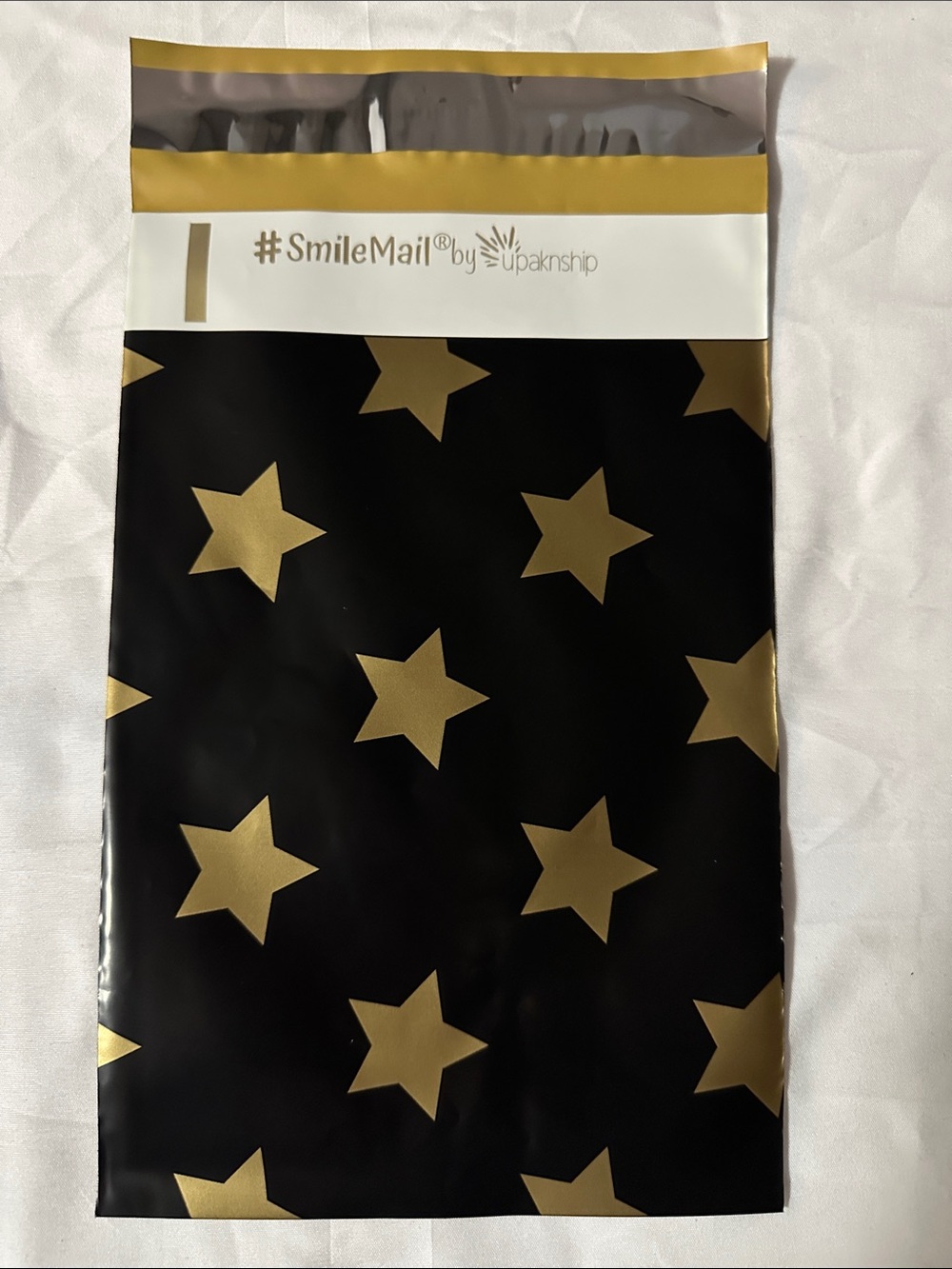 Black and Gold Star Poly Mailers 6x9 Shipping Bags 30 Pack - Picture 2 of 5